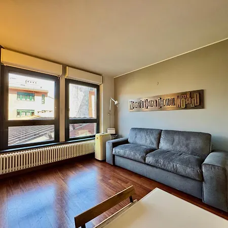 Modern Navigli Mailand
